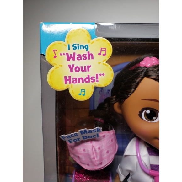 Disney junior Doc Mc stuffins doll - Picture 3 of 7